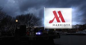 104911271-Marriot_LightVert.1910x1000