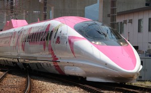 hello-kitty-bullet-train-afp_625x300_1530004482561
